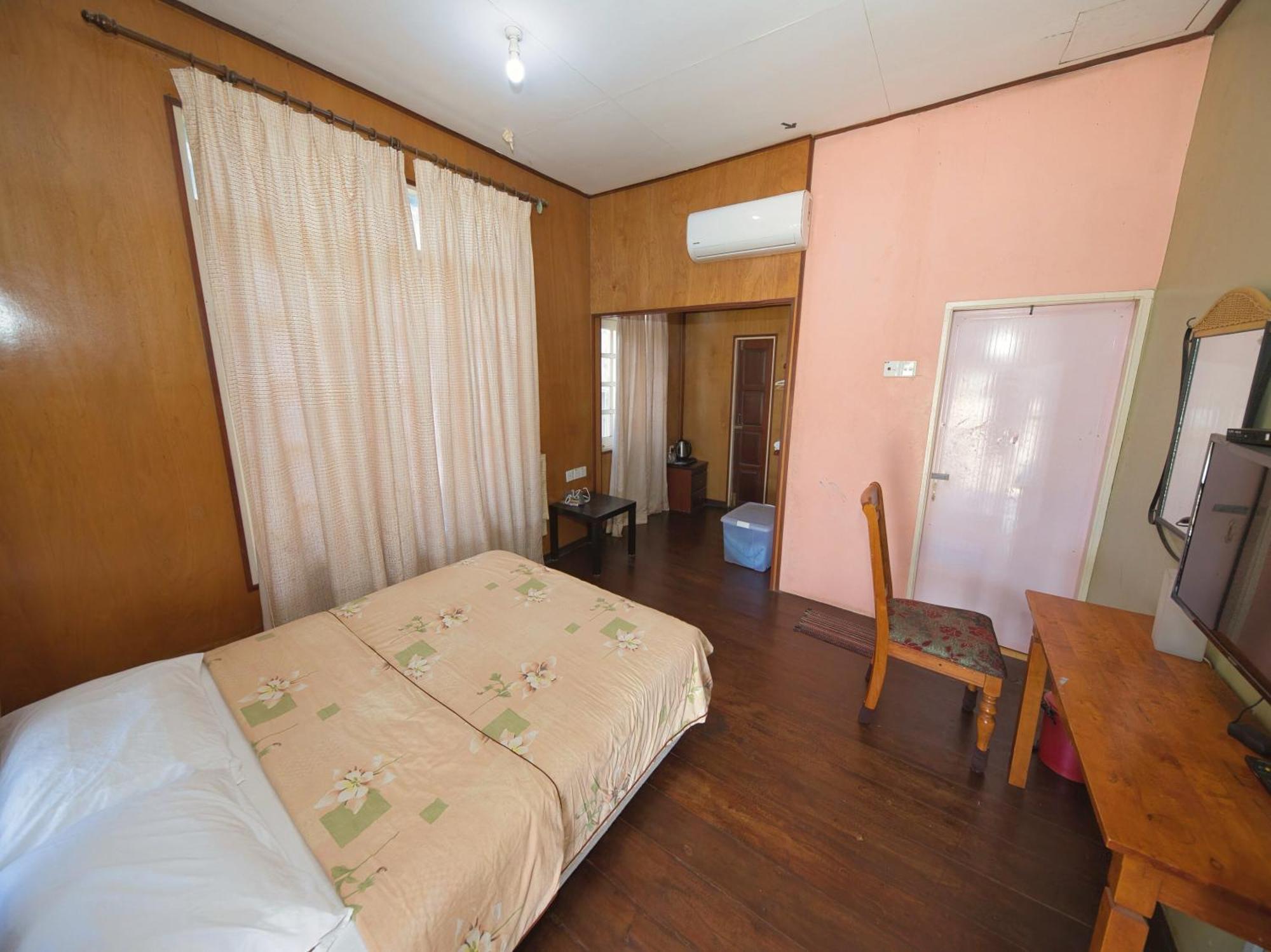 Chalet Teratak SamuderaKita Kampong Gong Badak Bagian luar foto