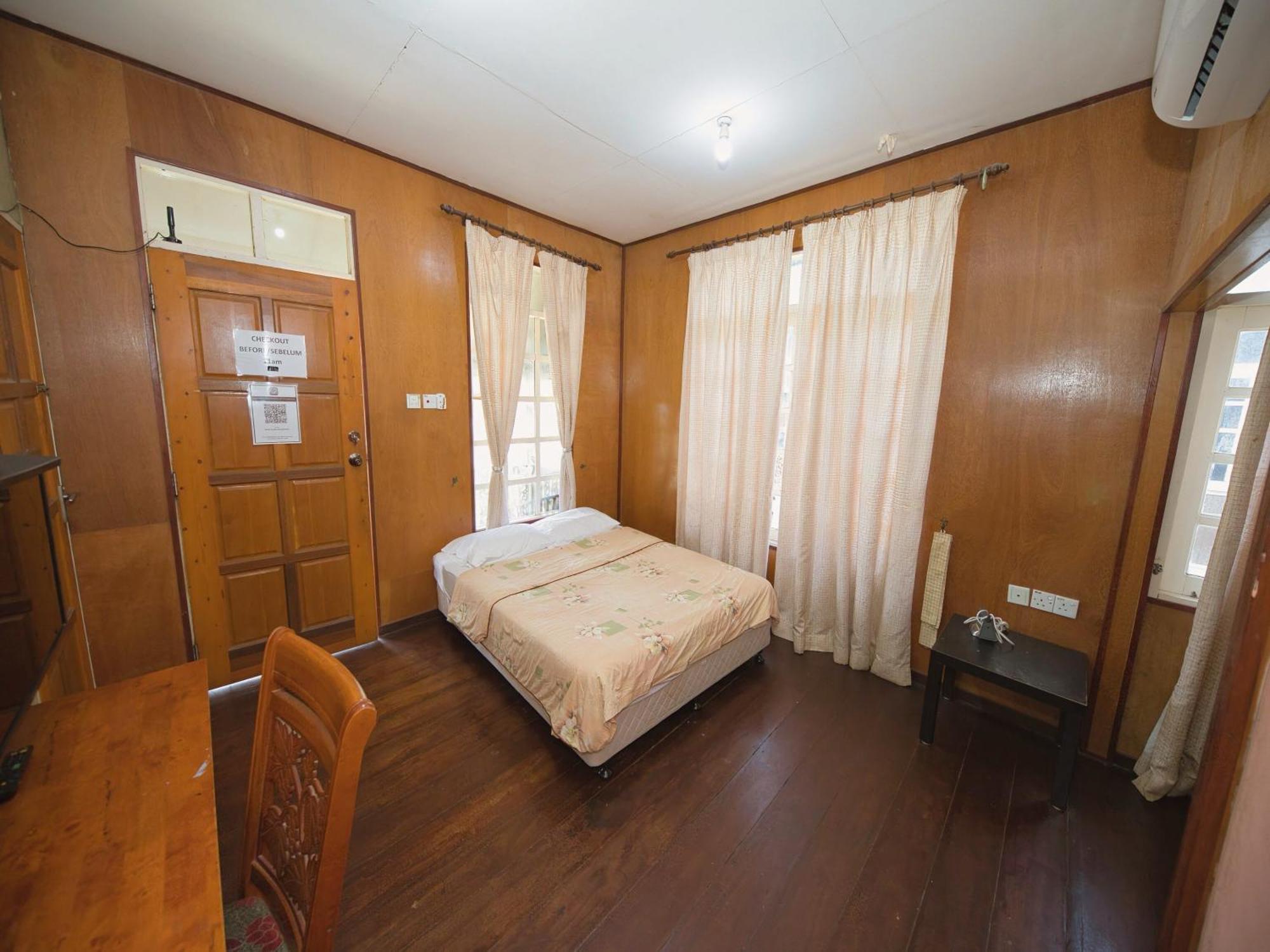 Chalet Teratak SamuderaKita Kampong Gong Badak Bagian luar foto